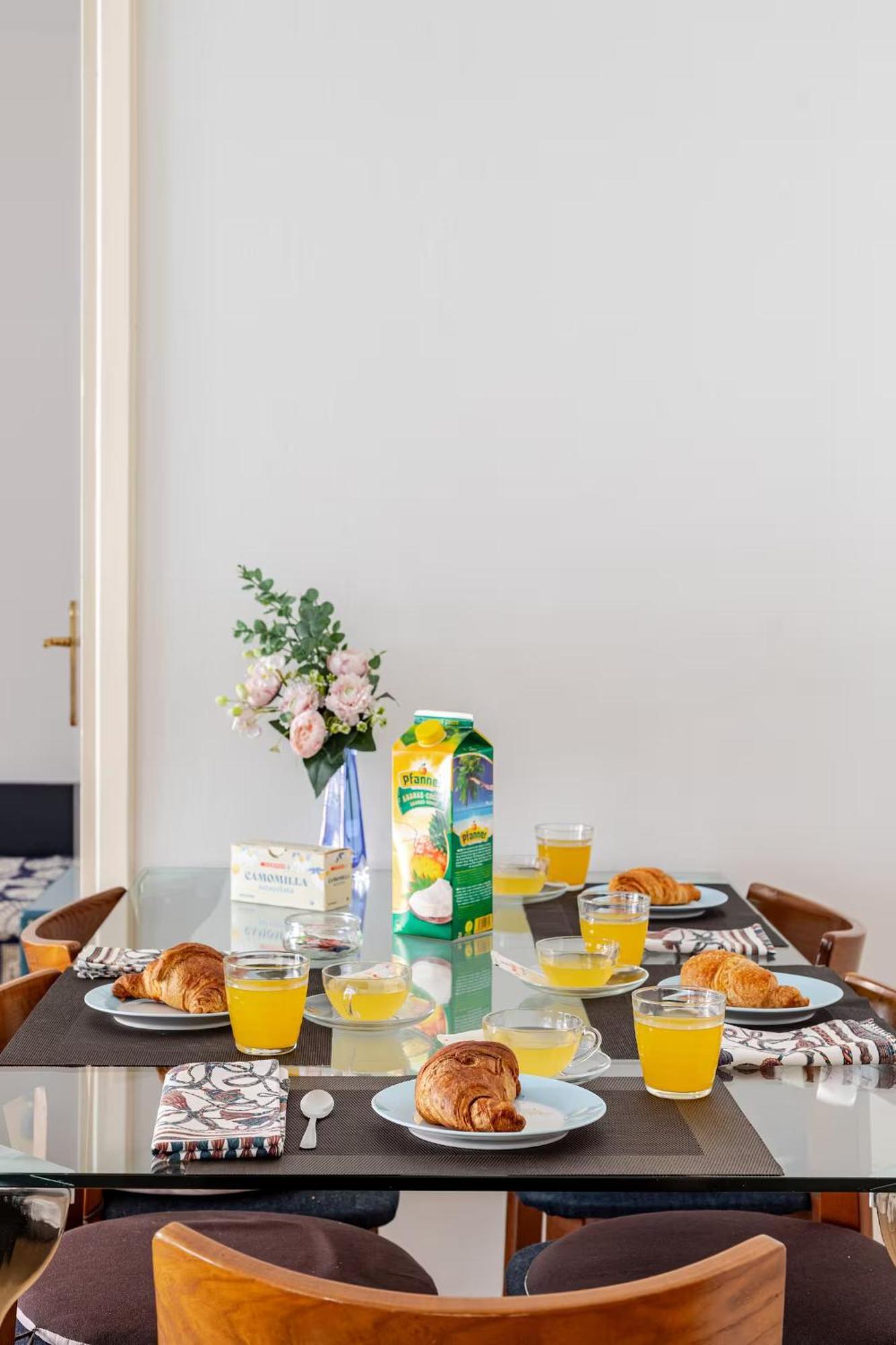 Sunny Home, Appartamento In Centro E Vicino Alla Spiaggia กราโด ภายนอก รูปภาพ